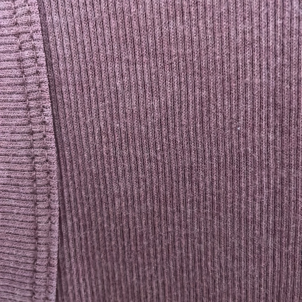Women’s Ribbed Tank Top Size Small - Picture 3 of 3